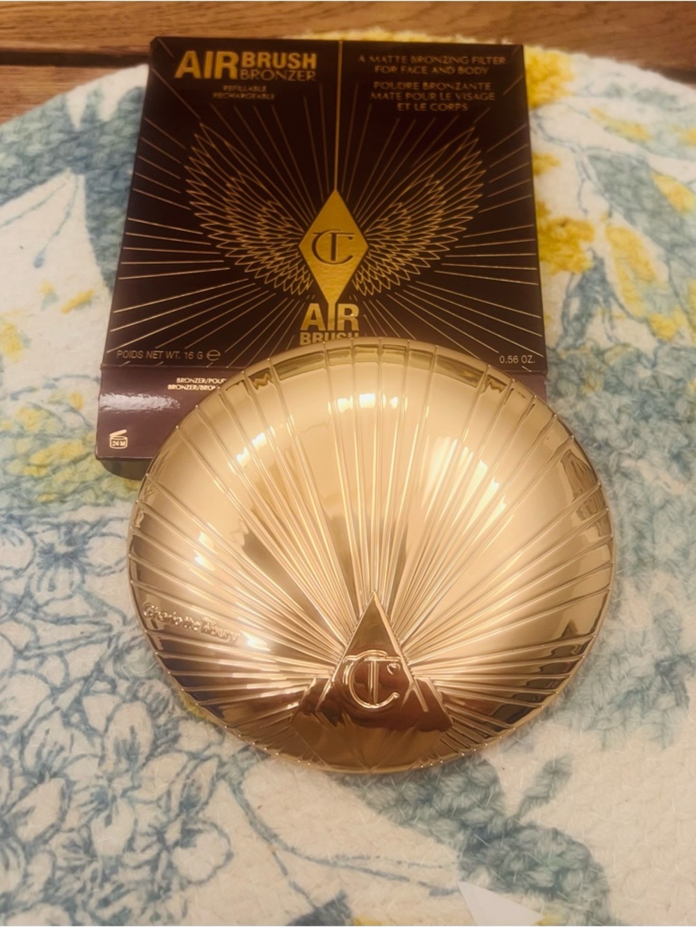 Charlotte Tilbury Airbrush Bronzer - Fair, Rose-Gold Compact